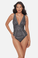Odyssey One Piece in Elysium Black/White | Miraclesuit