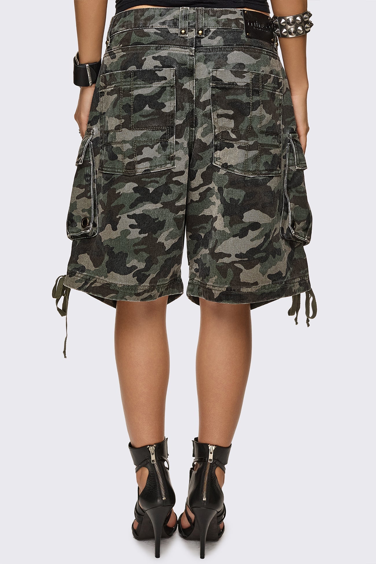 Minga London Off Radar Camo Cargo Jorts