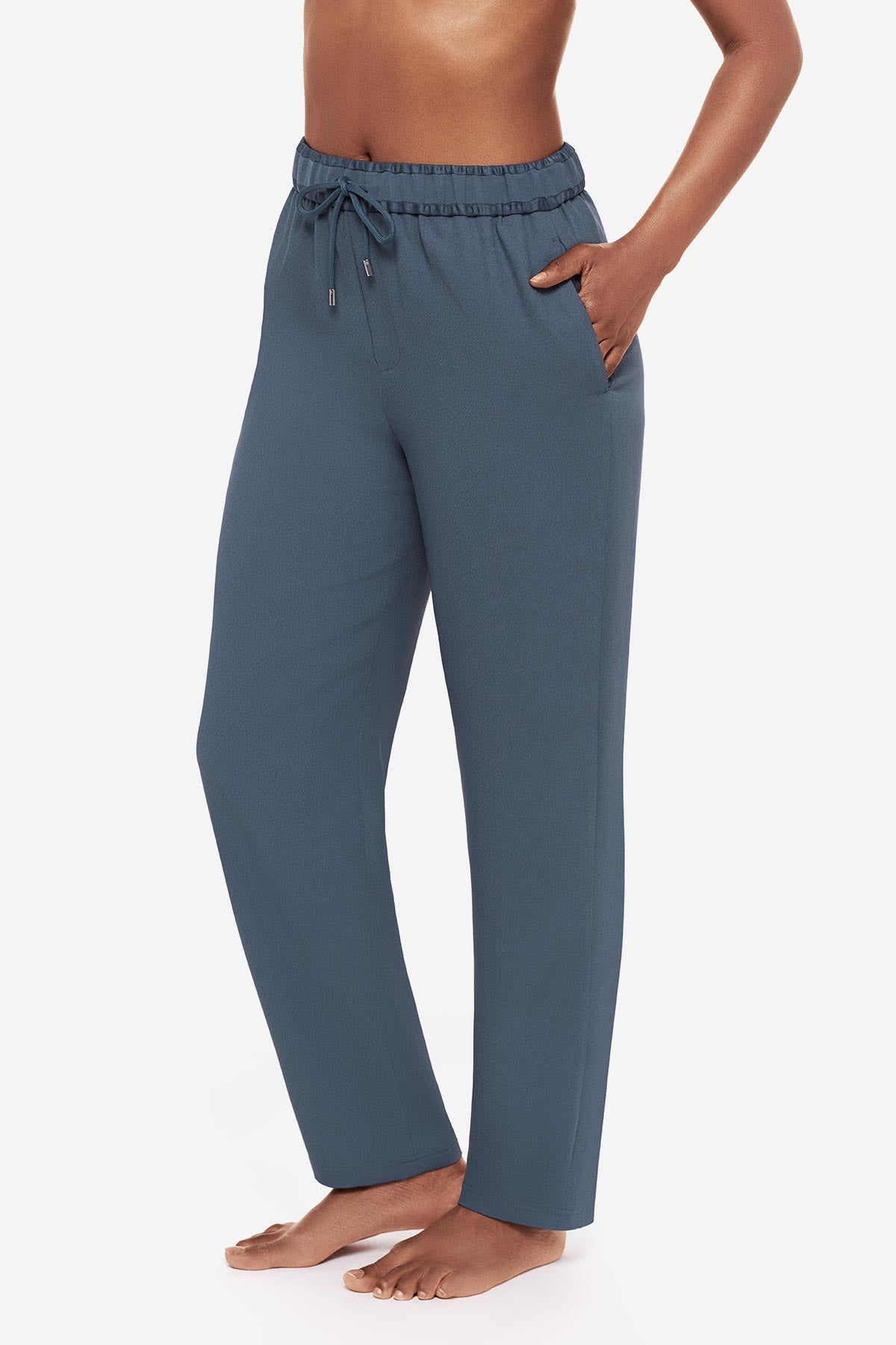 Crepe Easy Jogger in Slate Slate | Miraclesuit