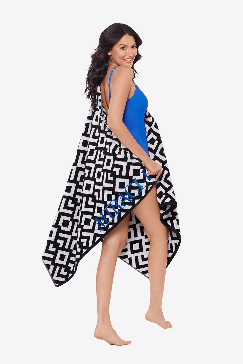 Beach Towel Geo Black/White | Miraclesuit