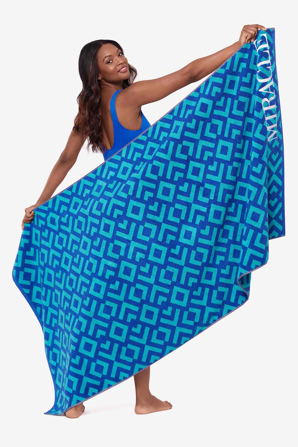 Beach Towel Geo Black/White | Miraclesuit