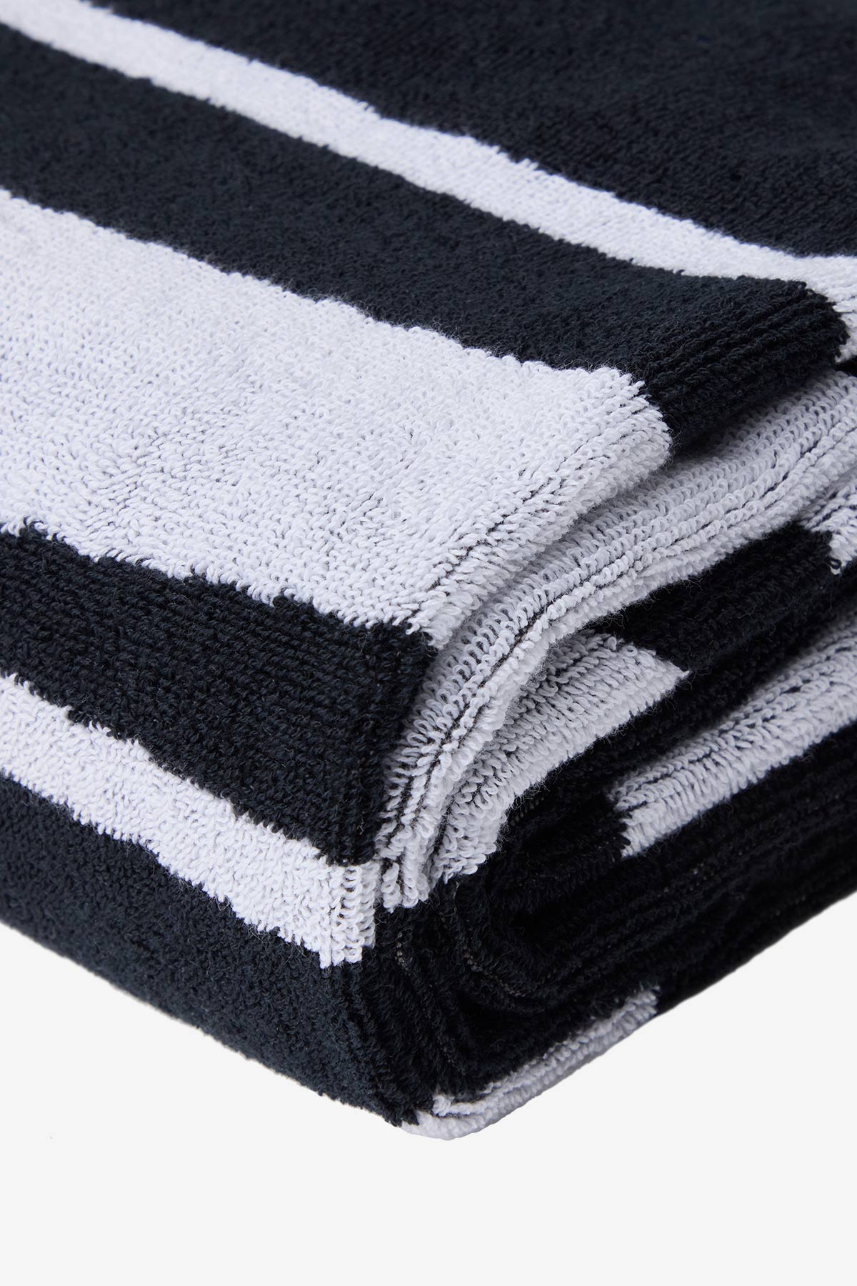 Beach Towel Miracle Black/White | Miraclesuit