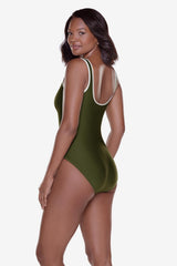 Gem One Piece in Jungle Jungle | Miraclesuit