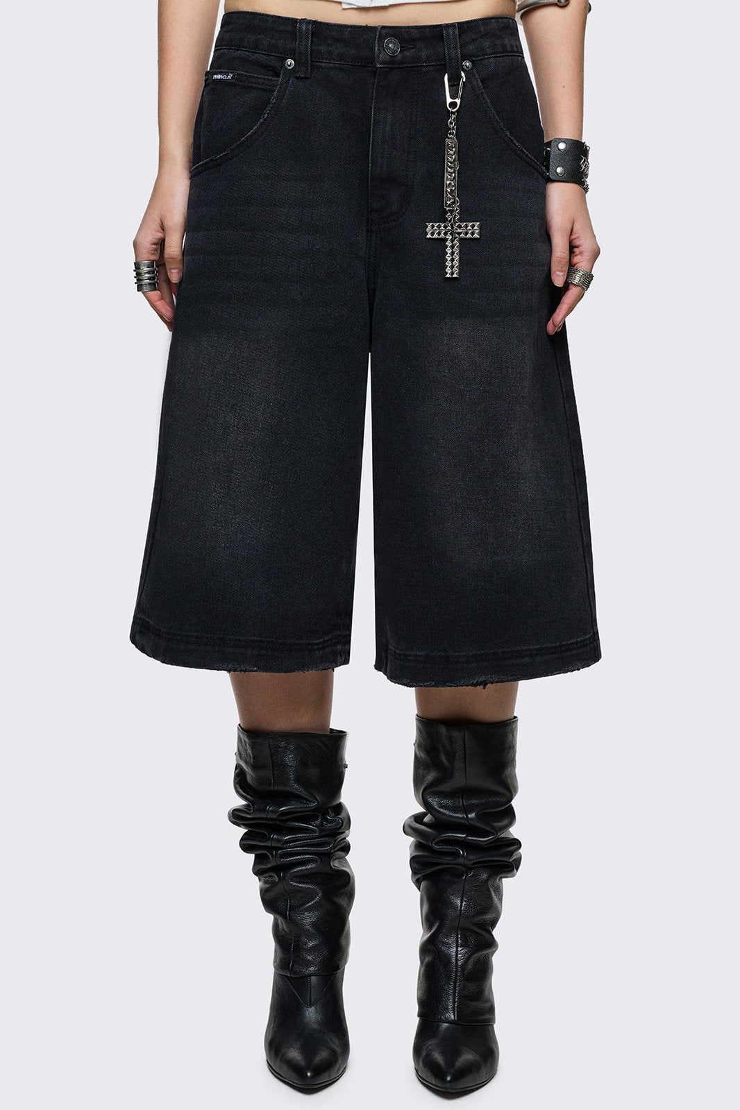 Minga London Black Washed Jorts