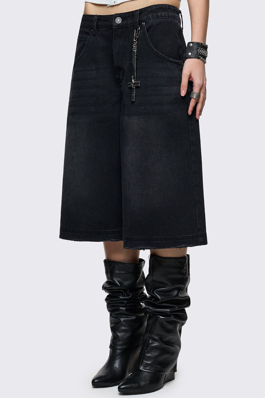 Minga London Black Washed Jorts
