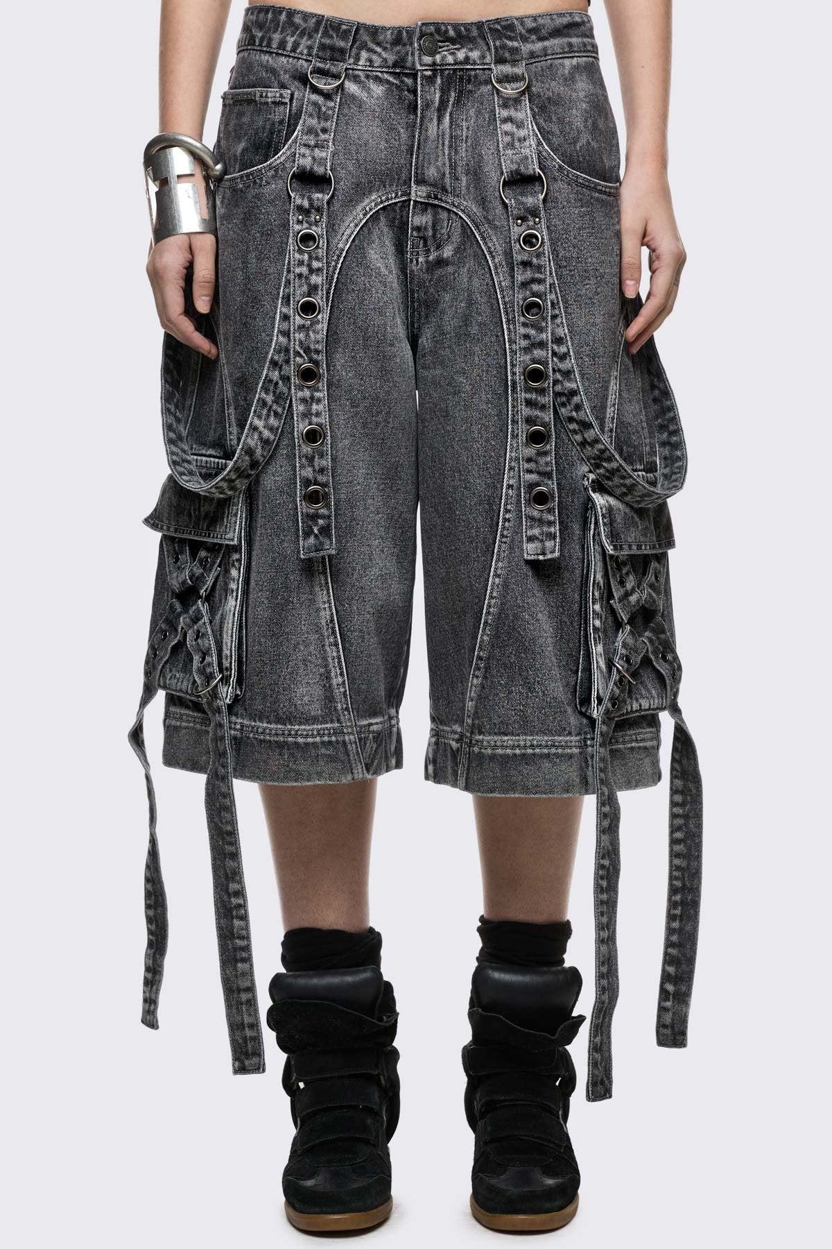 Minga London Trek Grey Washed Cargo Jorts