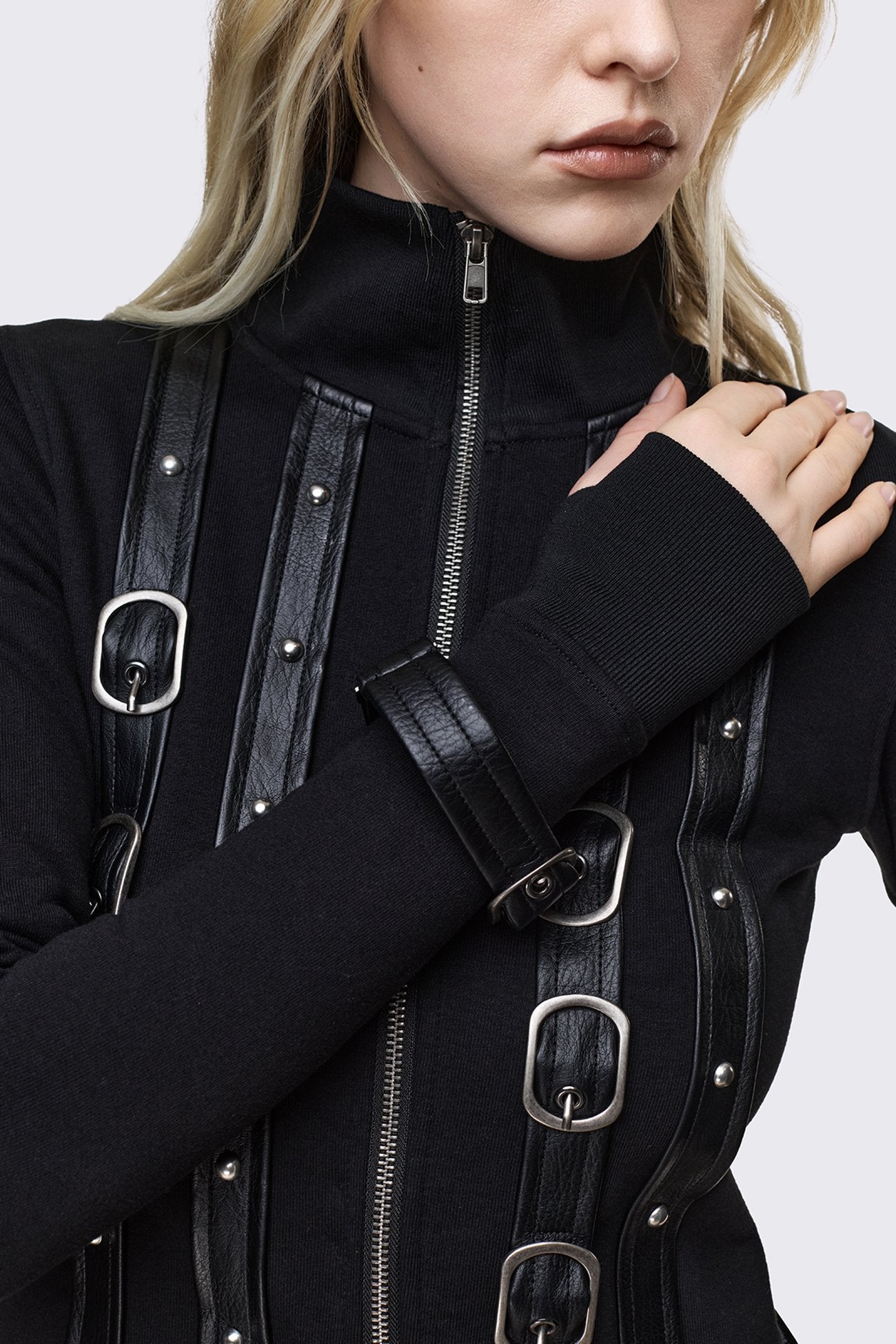 Minga London Resonance Funnel Neck Zip Up