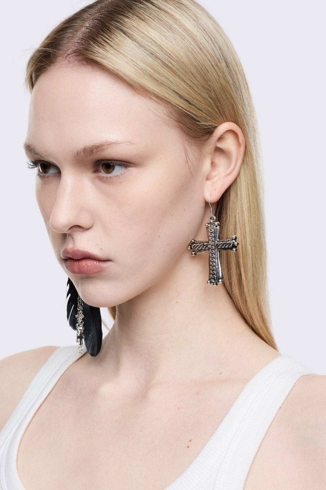 Minga London Dark Feathers Earring Set