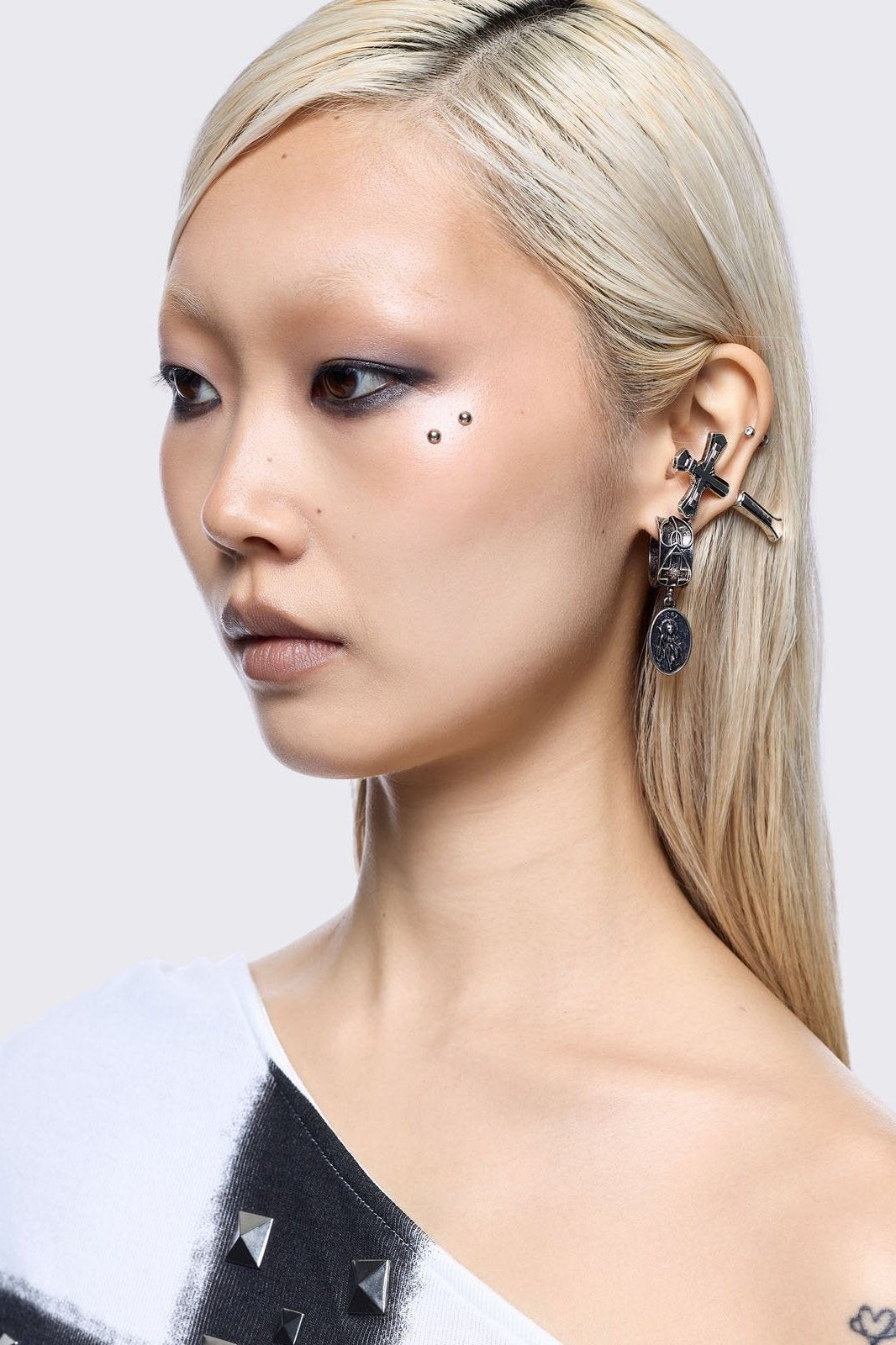 Minga London Faithless Earrings