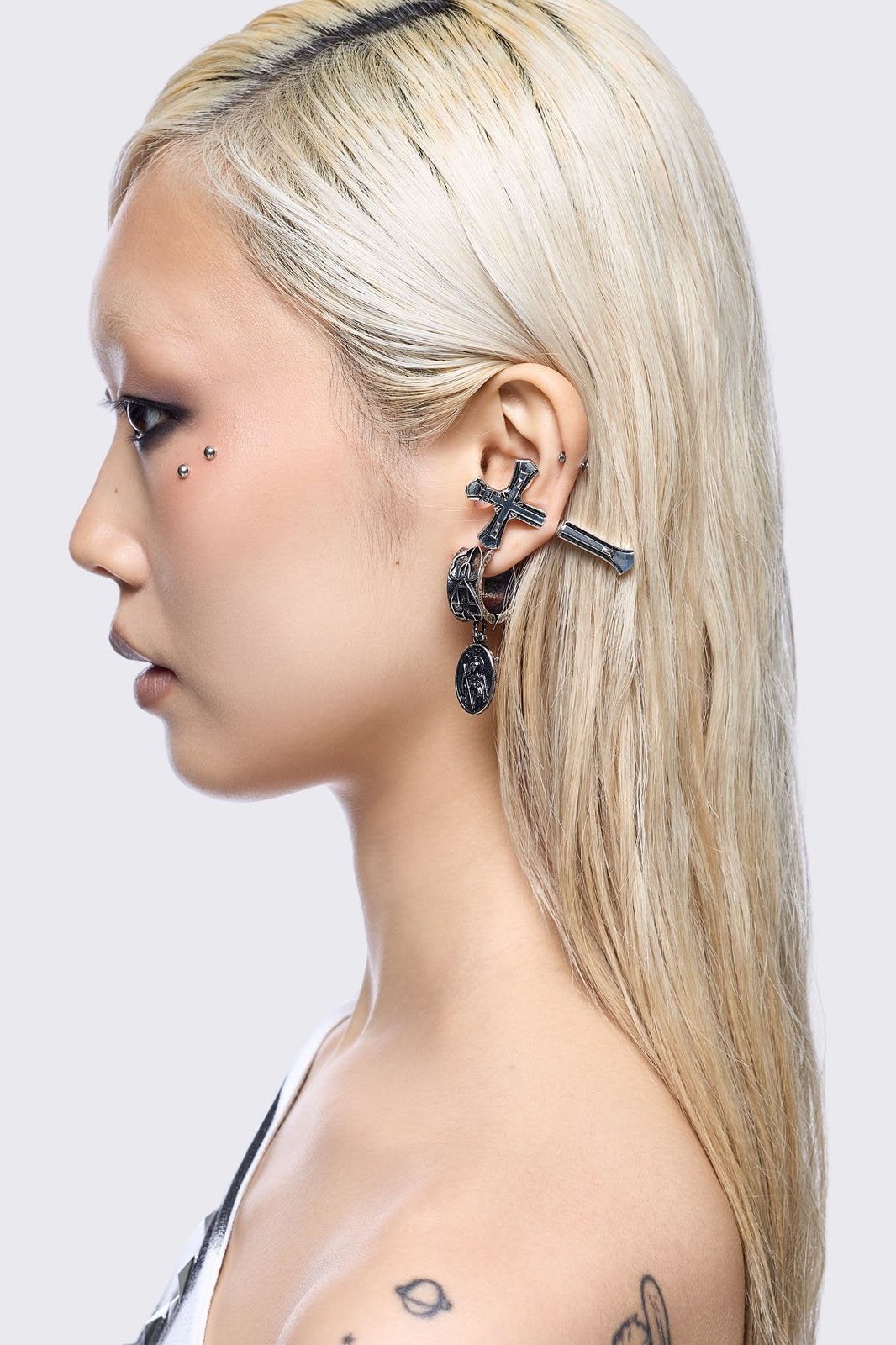 Minga London Faithless Earrings