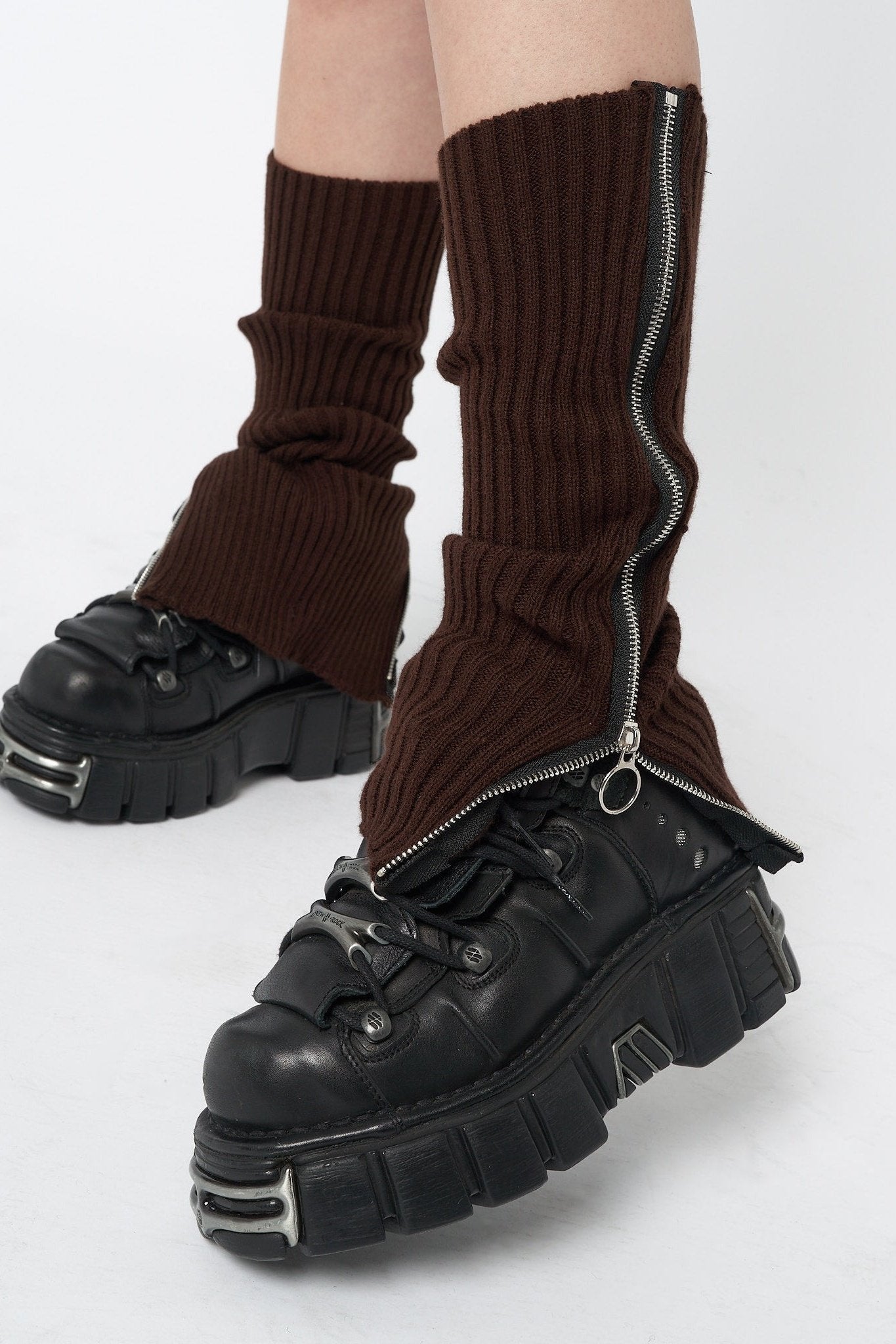Minga London Downtown Brown Zip Up Leg Warmers