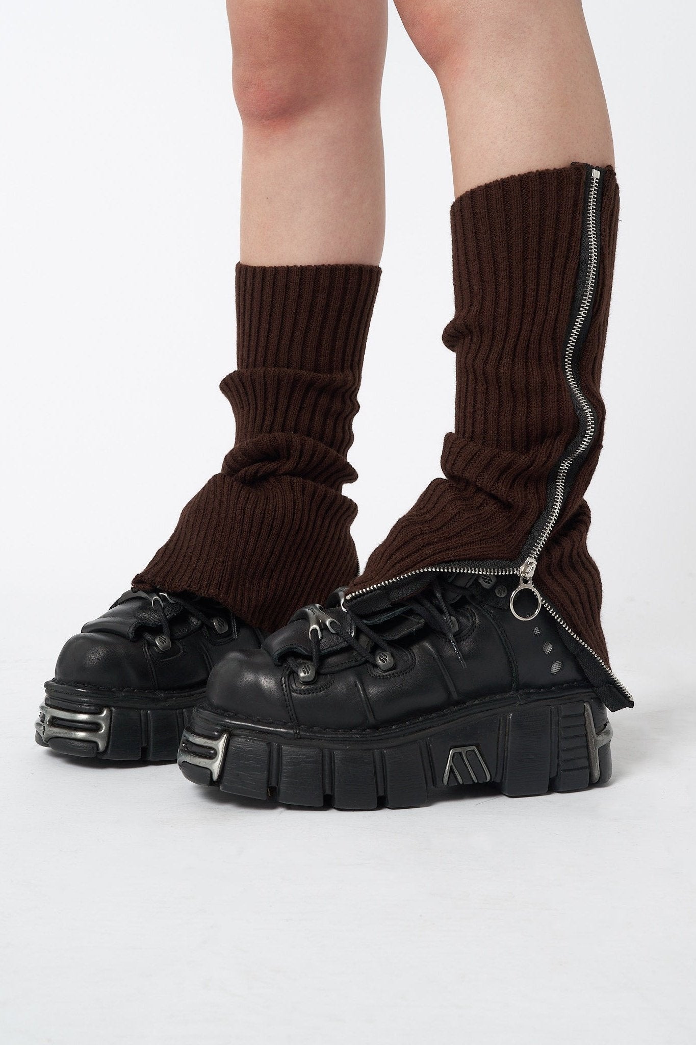 Minga London Downtown Brown Zip Up Leg Warmers