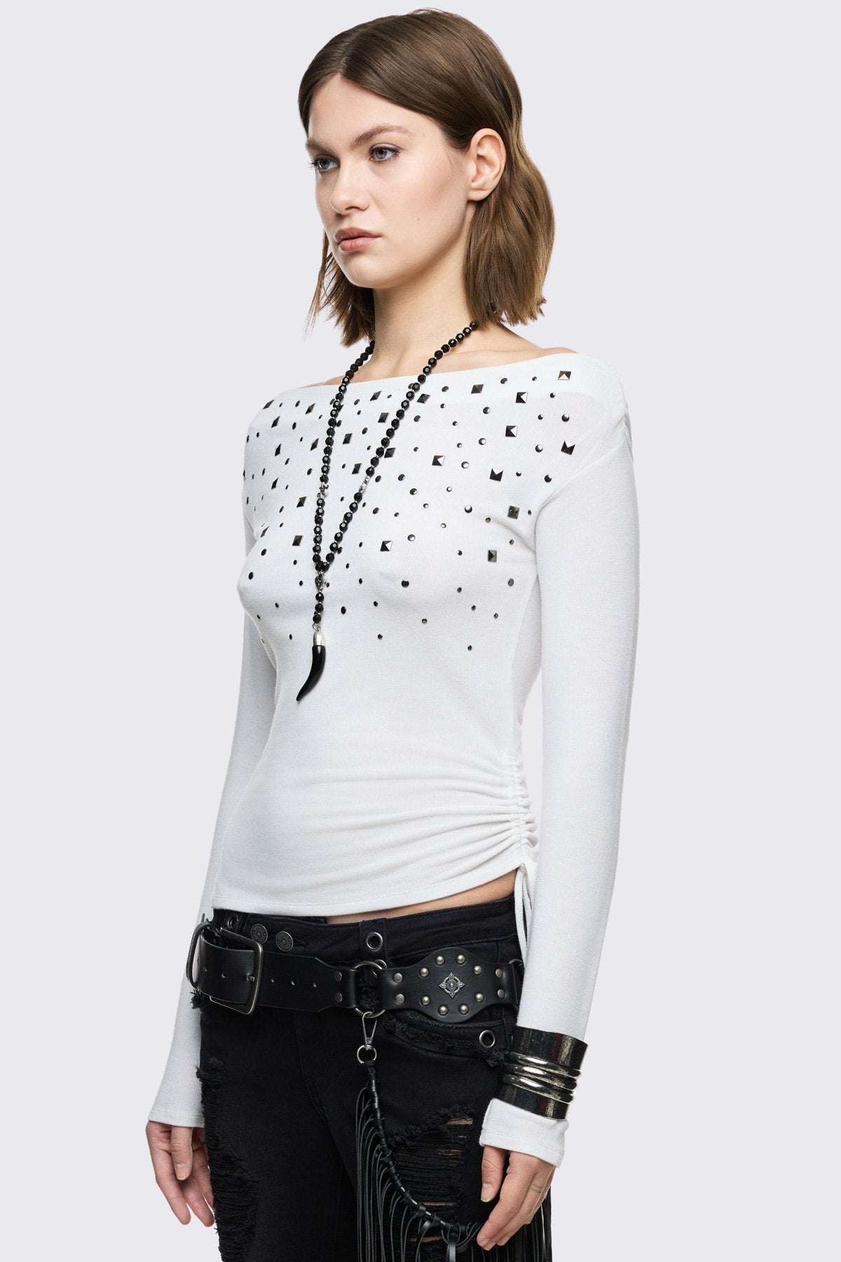 Minga London Maria White Off-Shoulder Top