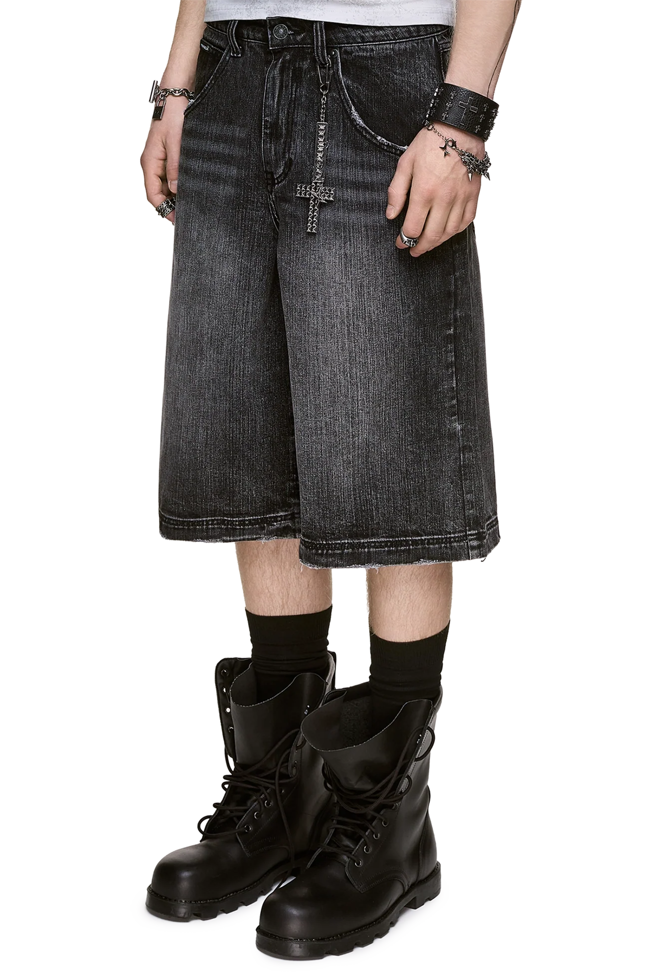 Minga London Worn Black Washed Jorts