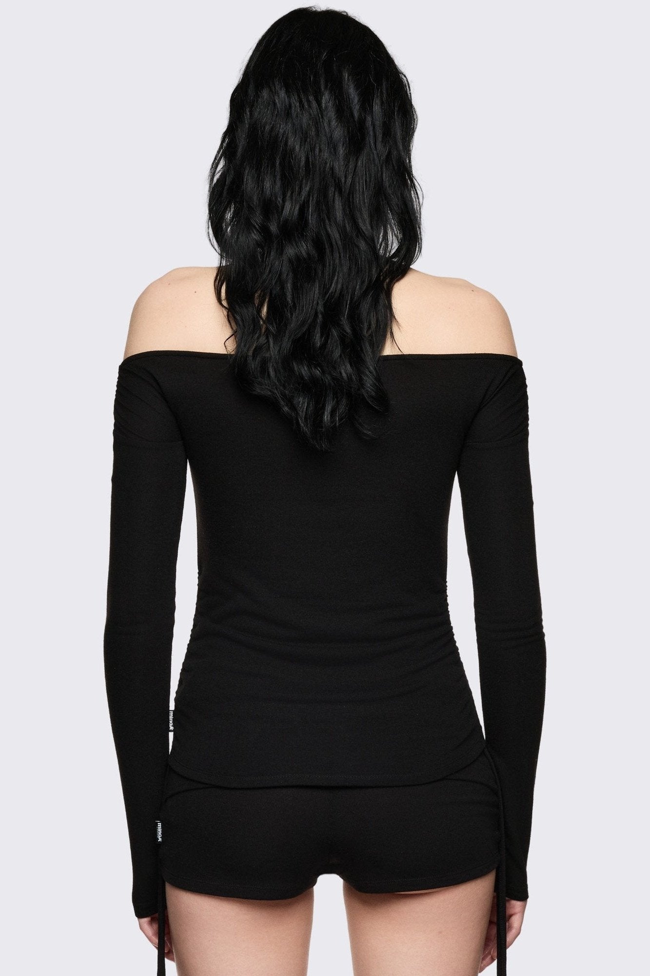 Minga London Antagonist Off-Shoulder Top